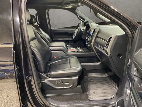 Certified 2019 Ford Expedition XLT w/ Equipment Group 202A AWD/4WD image 20