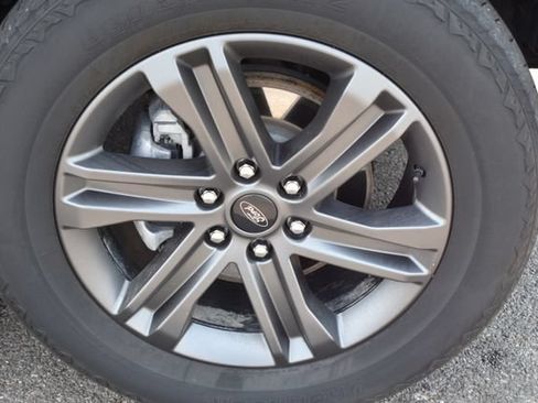 Used 2023 Ford F150 Lariat w/ Equipment Group 502A High AWD/4WD image 53