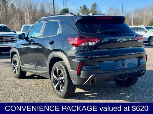 Used 2021 Chevrolet TrailBlazer RS w/ Technology Package image 4