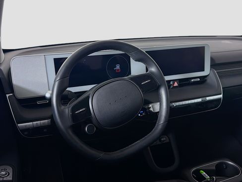 Used 2024 Hyundai Ioniq 5 SEL RWD image 18