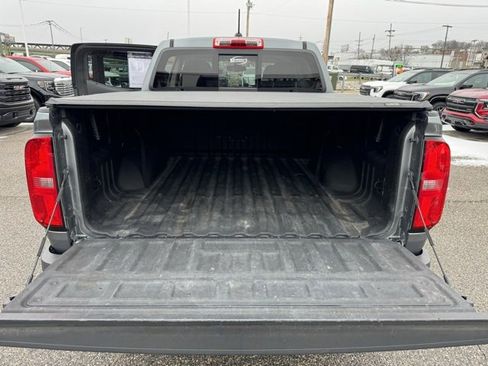 Used 2019 Chevrolet Colorado LT w/ Colorado RST Special Edition image 9
