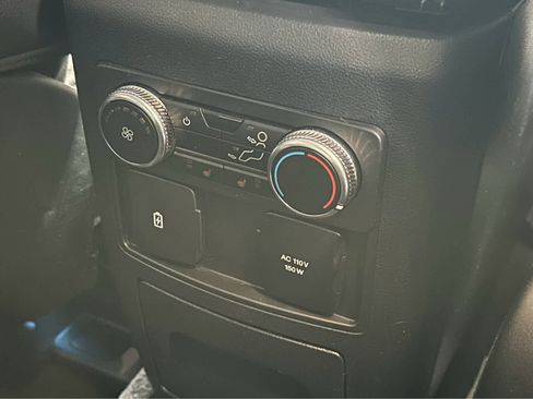 Certified 2023 Ford Explorer Limited w/ Limited Technology Package image 41