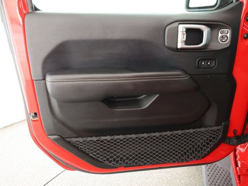 Used 2018 Jeep Wrangler Unlimited Rubicon image 8