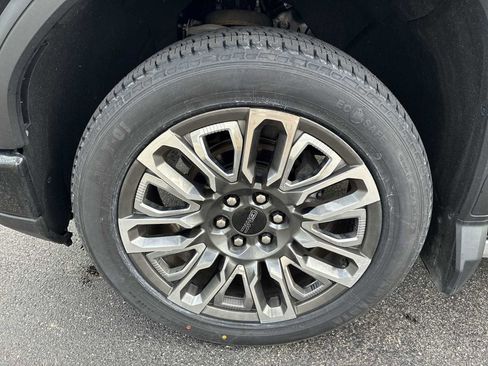 Used 2023 GMC Sierra 1500 Denali Ultimate image 34