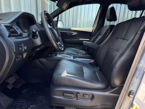 Used 2023 Honda Passport TrailSport image 15