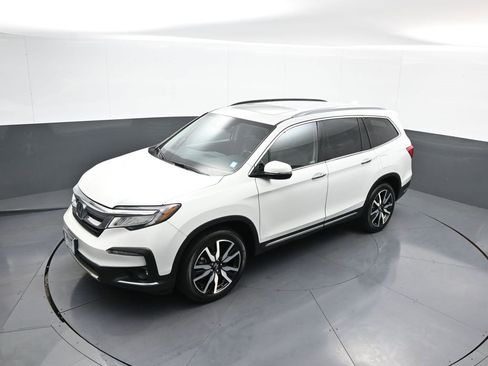 Certified 2022 Honda Pilot Touring image 38