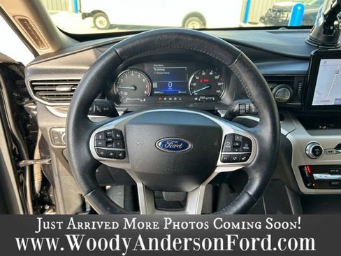 Certified 2022 Ford Explorer XLT w/ Equipment Group 202A image 13