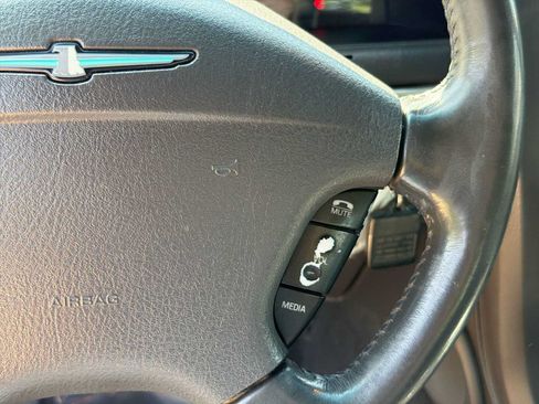 Used 2002 Ford Thunderbird RWD image 18
