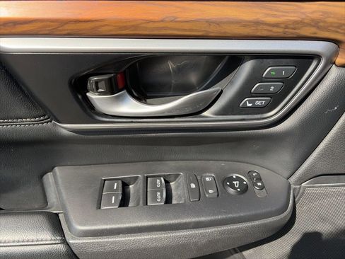 Used 2021 Honda CR-V EX-L image 14