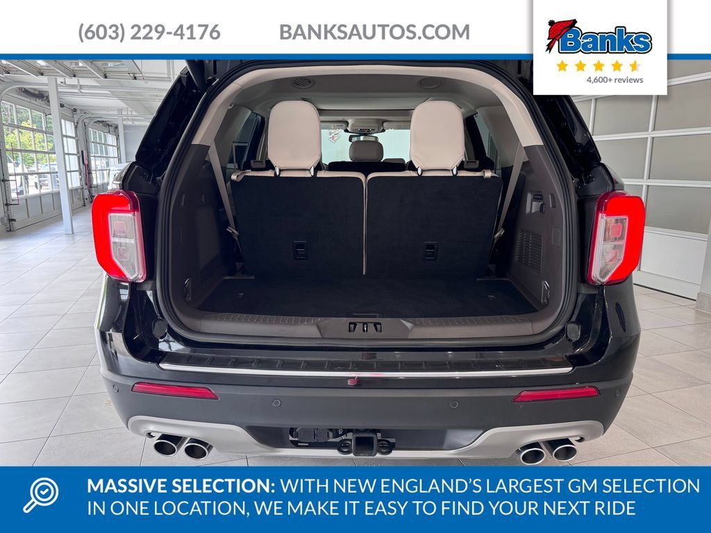 Used 2024 Ford Explorer Platinum w/ Technology Package AWD/4WD image 8