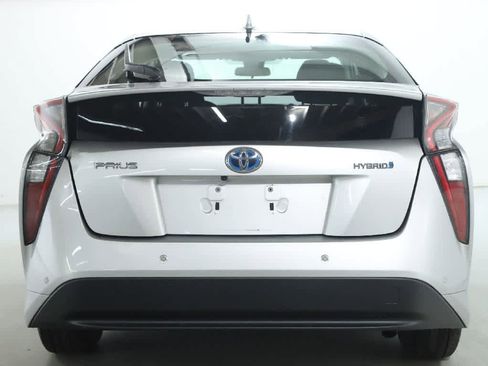 Certified 2018 Toyota Prius Two image 44