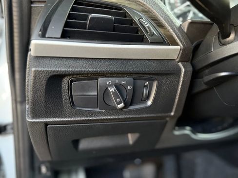 Used 2015 BMW M235i Coupe image 23