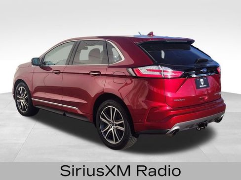 Used 2019 Ford Edge Titanium w/ Equipment Group 301A image 8