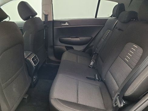 Used 2020 Kia Sportage LX w/ LX Popular Package image 18