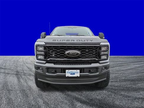 New 2026 Ford F250 XLT w/ XLT Premium Package image 9