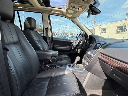 Used 2013 Land Rover LR2 HSE AWD/4WD image 13