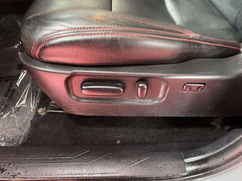 Used 2020 Toyota Tacoma SR5 image 28