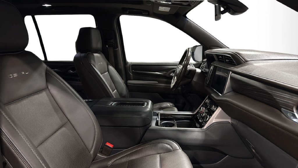 Used 2022 GMC Yukon Denali AWD/4WD image 14