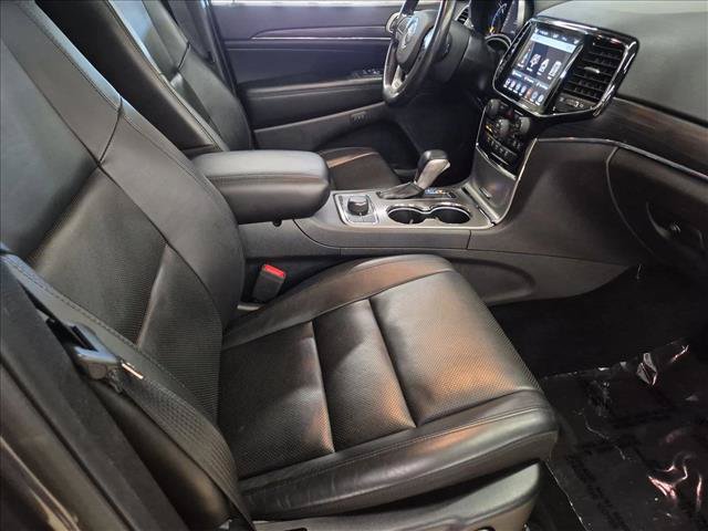 Used 2020 Jeep Grand Cherokee Limited w/ Luxury Group II AWD/4WD image 23