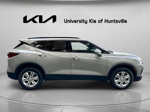 Used 2021 Chevrolet Blazer LT FWD image 9