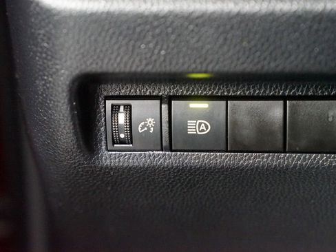 Used 2024 Toyota RAV4 Limited image 24