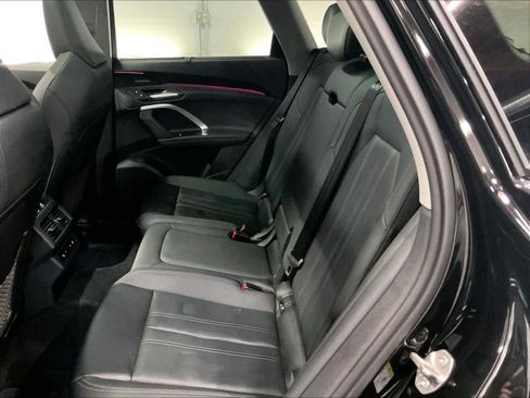 Certified 2025 Audi Q5 Prestige image 29