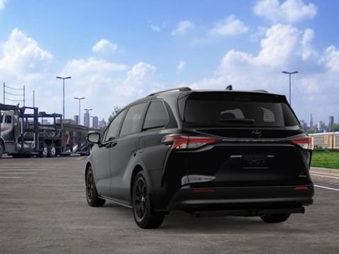 New 2026 Toyota Sienna XLE Woodland Edition image 9