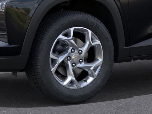 New 2026 Chevrolet Trax LS w/ LS Convenience Package FWD image 9