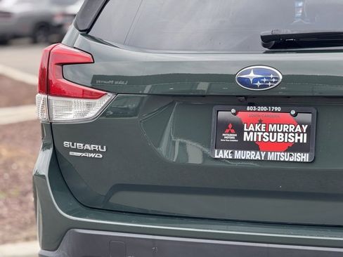 Used 2022 Subaru Forester Premium image 12