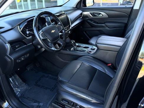 Used 2018 Chevrolet Traverse Premier w/ LPO, 'HIT The Road' Package FWD image 15