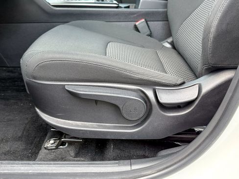 Used 2023 Kia Sportage LX AWD/4WD image 17