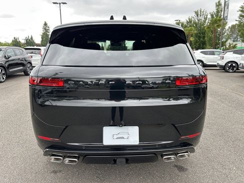 New 2025 Land Rover Range Rover Sport Dynamic SE image 6