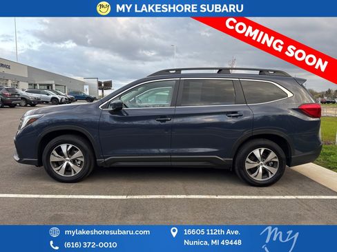 Used 2025 Subaru Ascent Premium AWD/4WD image 4