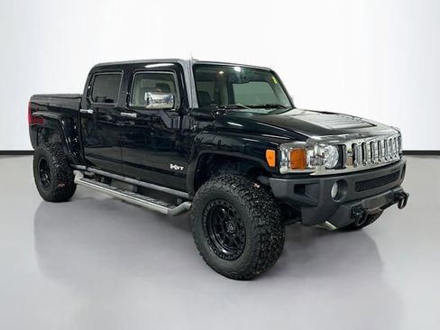 Used 2010 HUMMER H3T Alpha image 3
