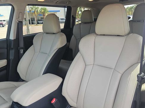 Used 2024 Subaru Ascent Limited w/ Technology Package AWD/4WD image 13