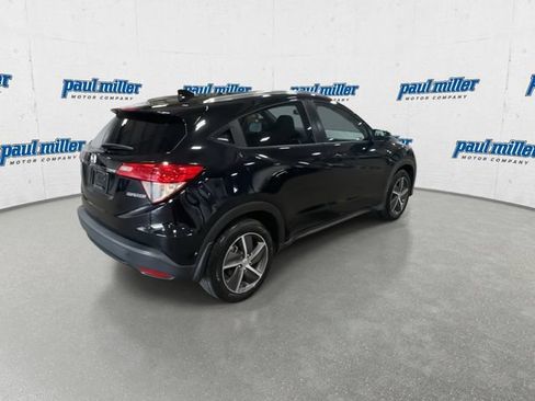 Used 2022 Honda HR-V EX image 11