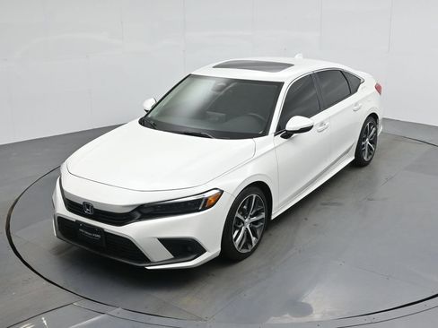 Used 2024 Honda Civic Touring image 35