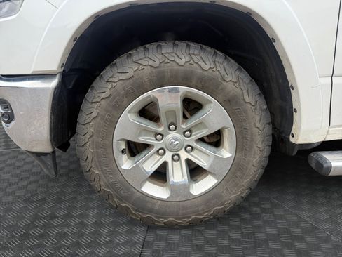 Used 2019 RAM 1500 Laramie AWD/4WD image 21