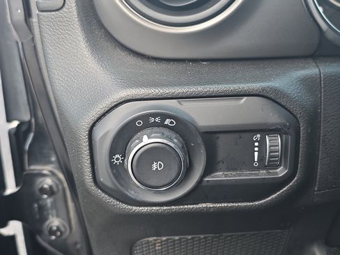 Used 2023 Jeep Wrangler Sport image 20