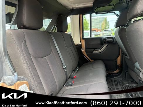 Used 2015 Jeep Wrangler Unlimited Sport w/ Quick Order Package 24S AWD/4WD image 13