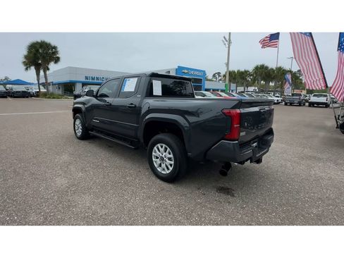 Used 2025 Toyota Tacoma SR5 RWD image 4