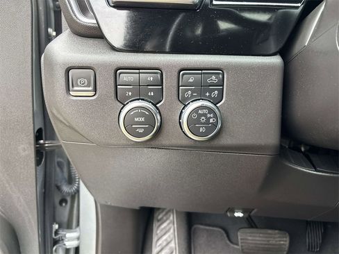 Used 2023 GMC Sierra 1500 SLT w/ SLT Convenience Package image 20