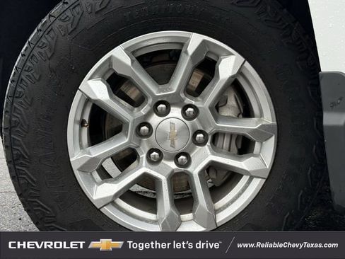 Certified 2025 Chevrolet Silverado 1500 LT image 10