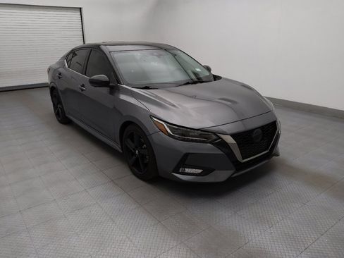 Used 2022 Nissan Sentra SR w/ SR Premium Package image 13