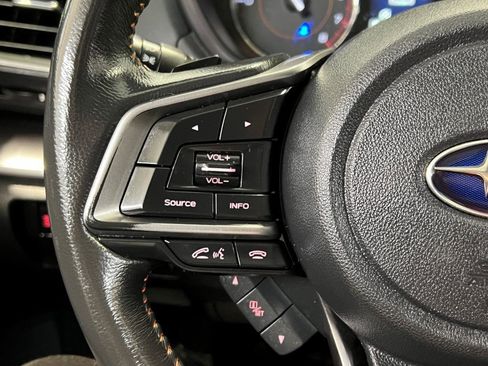 Used 2022 Subaru Crosstrek 2.5i Limited w/ Moonroof Package 2 image 32