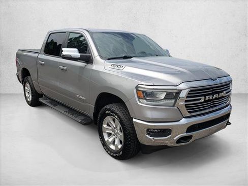 Used 2023 RAM 1500 Laramie AWD/4WD image 3