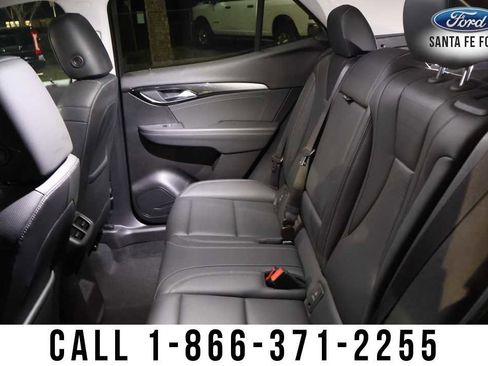 Used 2024 Buick Envision Preferred image 12