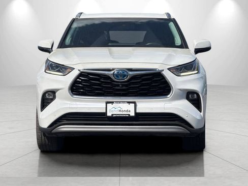 Used 2022 Toyota Highlander Platinum AWD/4WD image 10