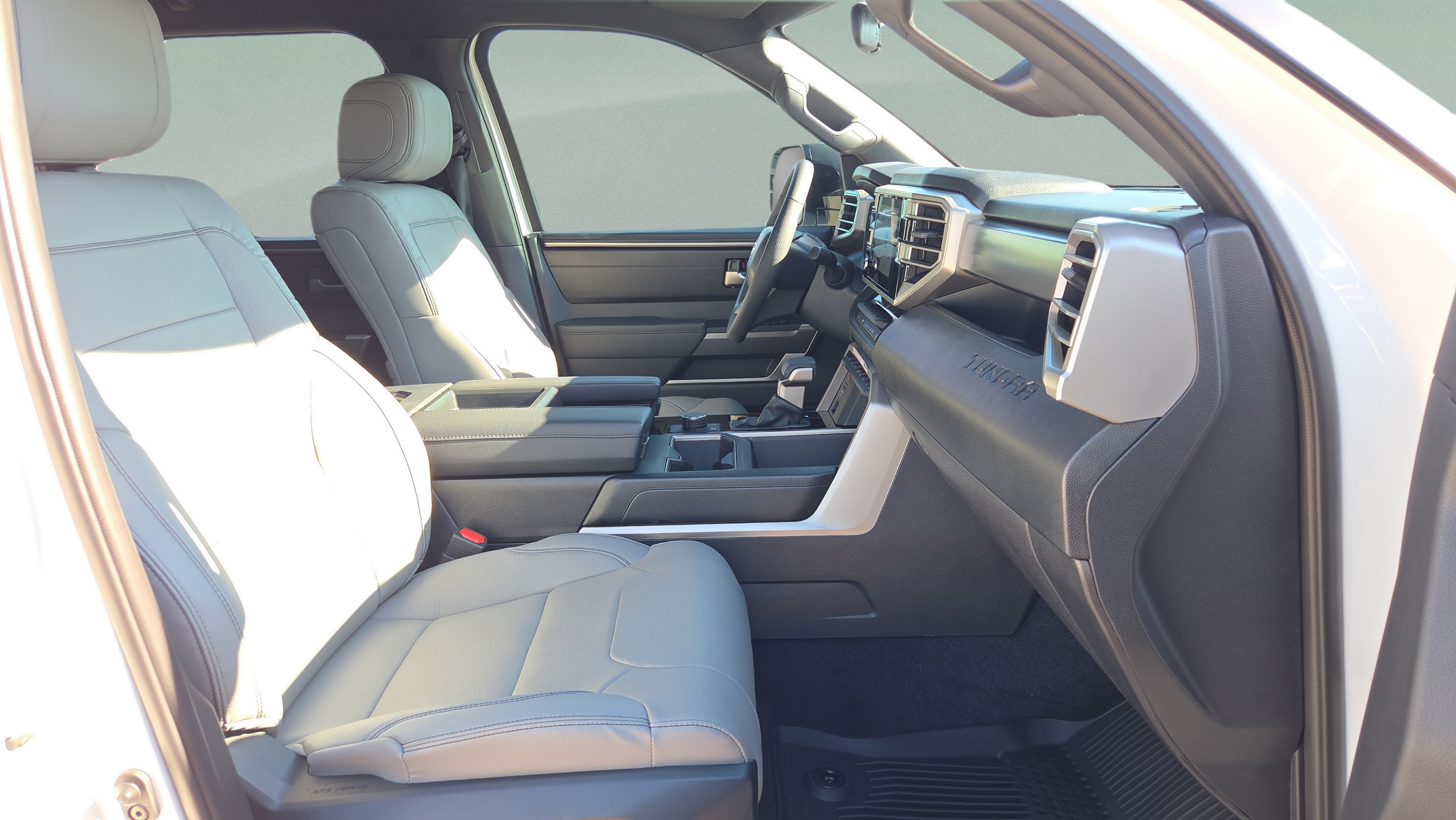 Certified 2026 Toyota Tundra SR5 w/ SR5 Premium Package RWD image 16