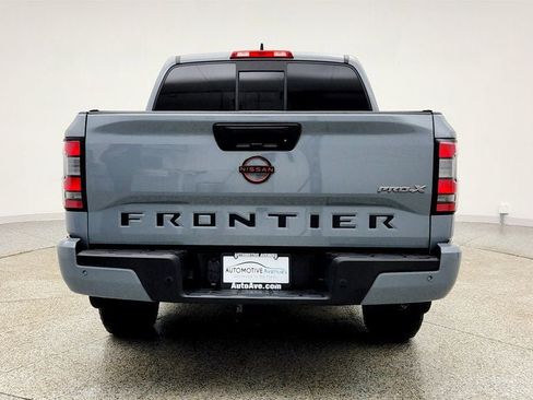 Used 2022 Nissan Frontier Pro-X w/ Technology Package image 6